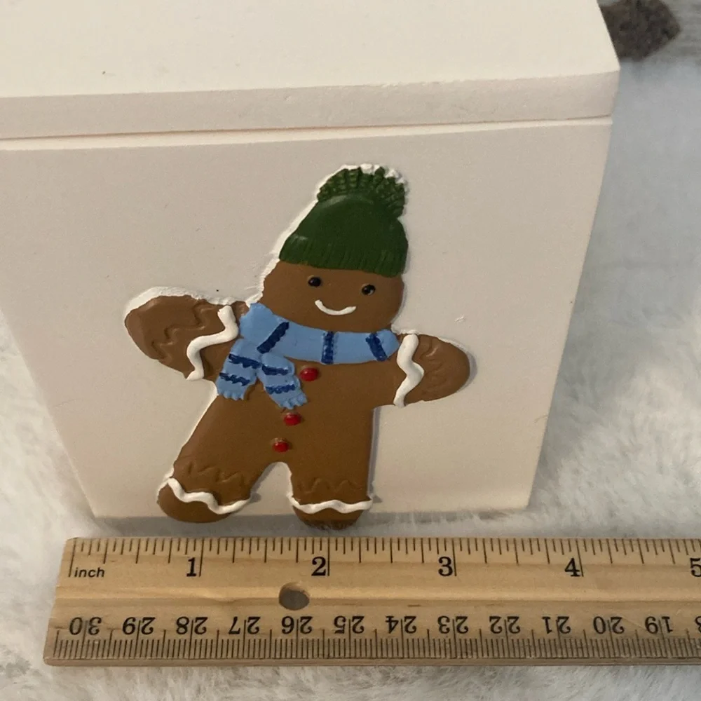 Target Wondershop 2022 Gingerbread Canister